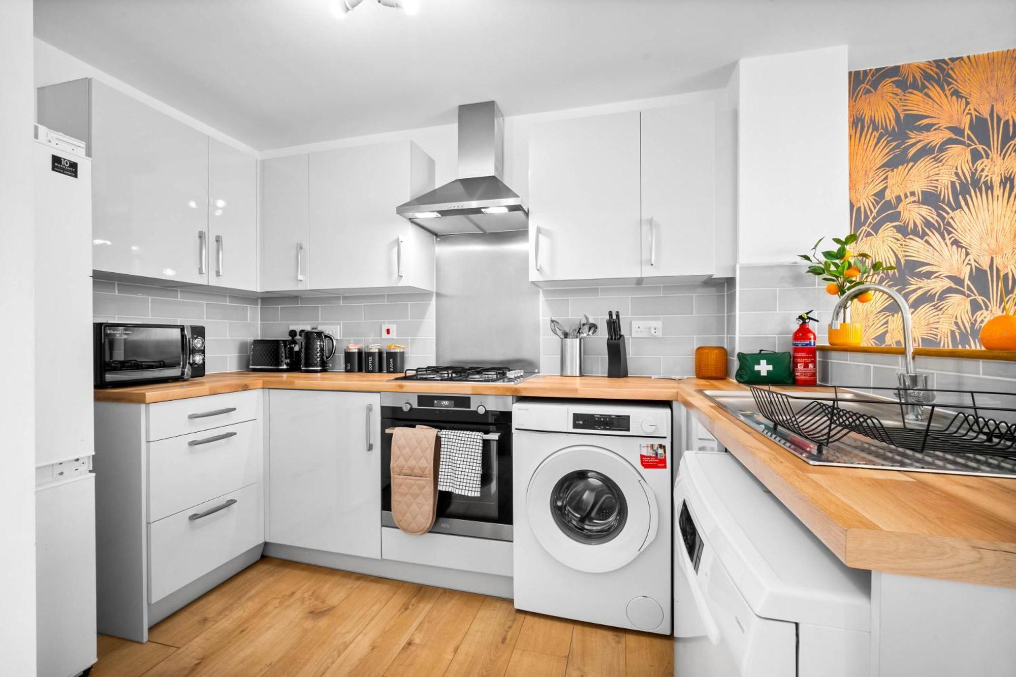 Luxury City Centre 5 Bed House With En-Suite, Bbq, On-Site Parking By Azura Nights Μπέρμιγχαμ Εξωτερικό φωτογραφία